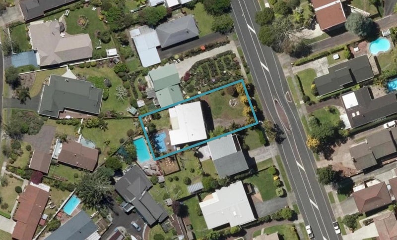 33 Fairway Drive, Kamo, Whangarei - Carousel 1
