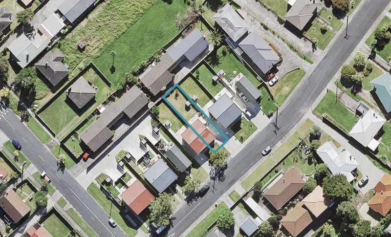 6B Westall Road, New Lynn, Auckland - Carousel 1