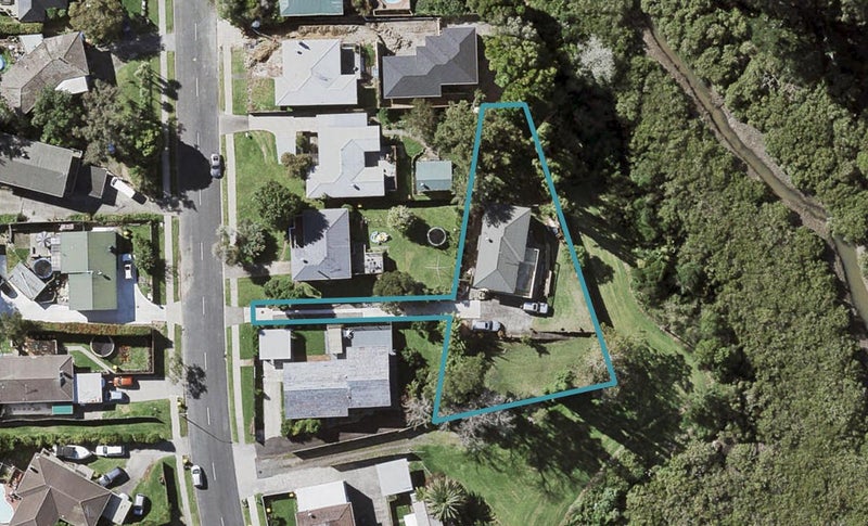 58 Ennis Avenue, Pakuranga Heights, Auckland - Carousel 1