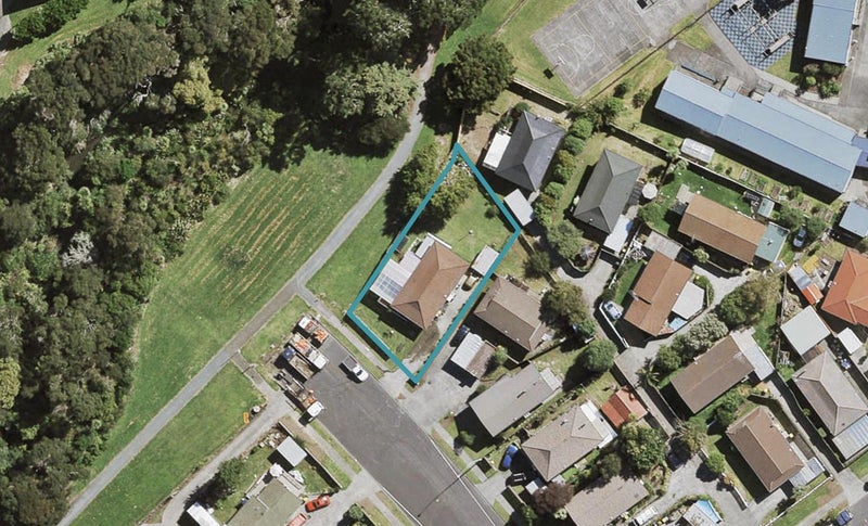 241 Waitemata Drive, Ranui, Auckland - Carousel 1
