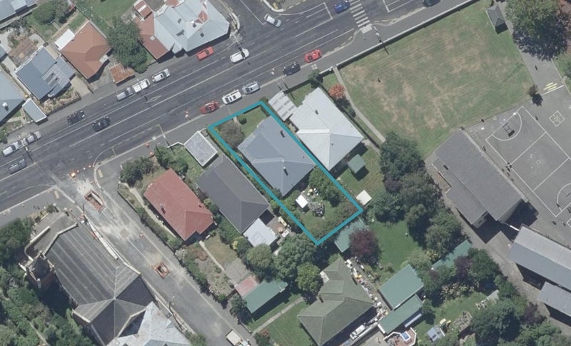 238 North Road, North East Valley, Dunedin - Carousel 1