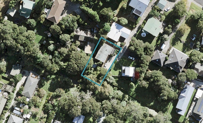 131 Brian Crescent, Stanmore Bay, Whangaparaoa - Carousel 1