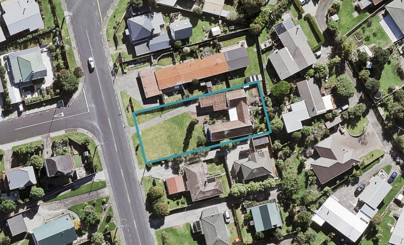 81 Birkdale Road, Birkdale, Auckland - Carousel 1