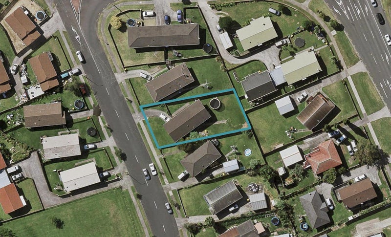 85 Charntay Avenue, Clover Park, Auckland - Carousel 1