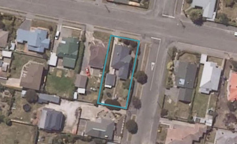 52 Upper Ure Street, South Hill, Oamaru - Carousel 1