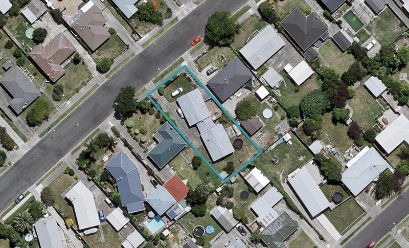 35 Clarence Cox Crescent, Pirimai, Napier - Carousel 1
