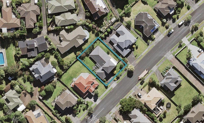 59 Lagoon Way, West Harbour, Auckland - Carousel 1