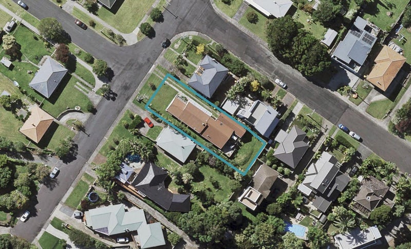 110 Eversleigh Road, Belmont, Auckland - Carousel 1