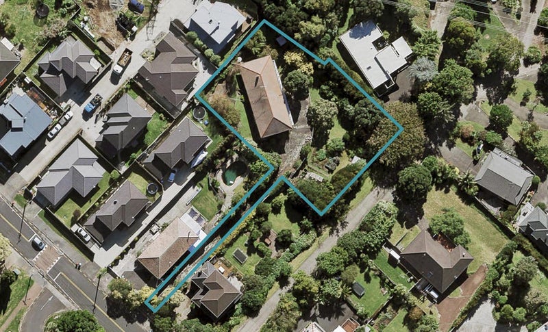 22 Carlton Street, Hillsborough, Auckland - Carousel 1