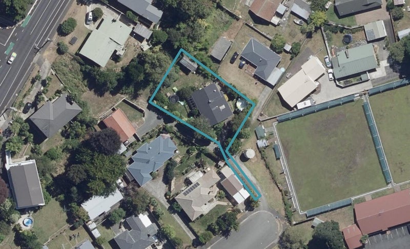 4 Windsor Road, Maeroa, Hamilton - Carousel 1