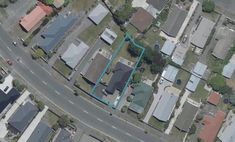 156 Queenspark Drive, Parklands, Christchurch - Carousel 1