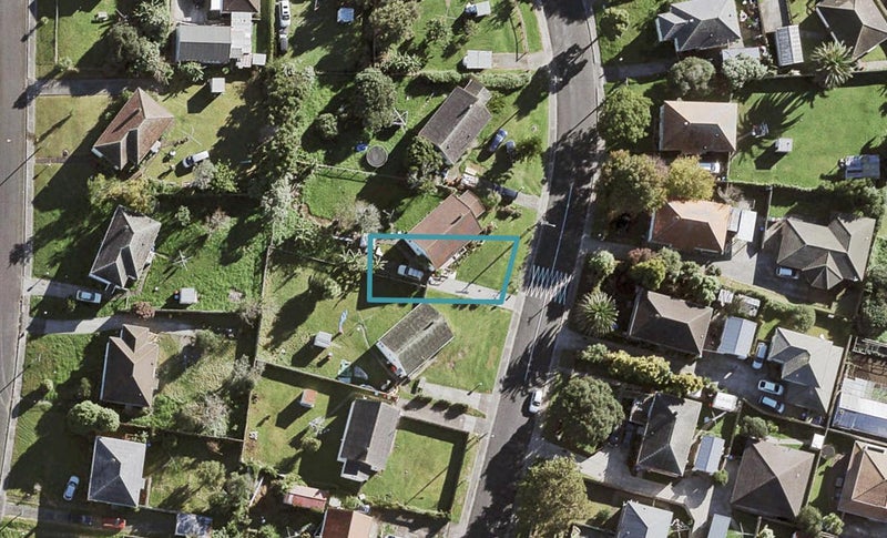 9 Burnett Avenue, Mount Roskill, Auckland - Carousel 1