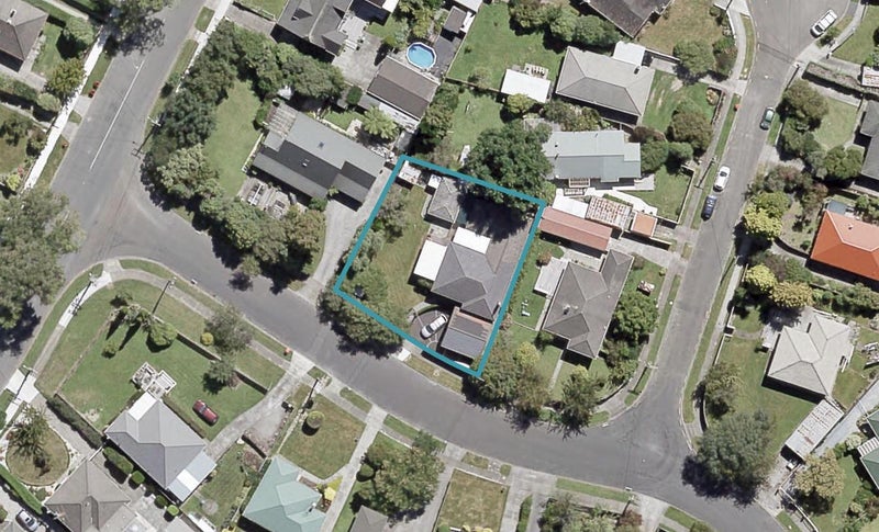 76 Routley Crescent, Elderslea, Upper Hutt - Carousel 1