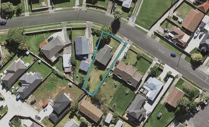 26 Ferguson Street, Mangere East, Auckland - Carousel 1