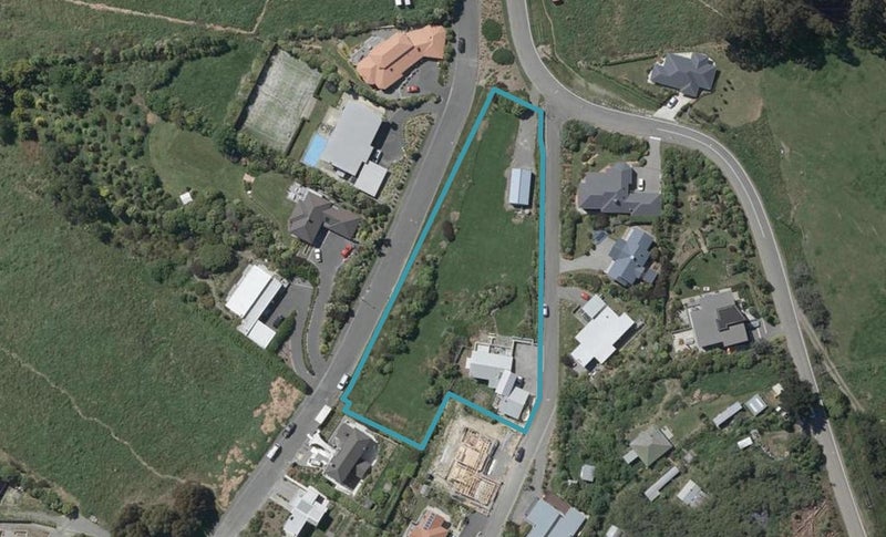 6 Tiroroa Lane, Huntsbury, Christchurch - Carousel 1
