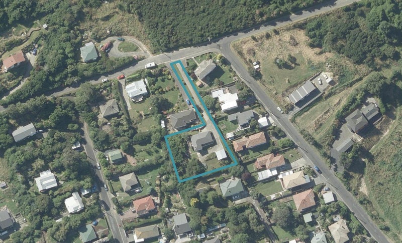78A Manapouri Street, Ravensbourne, Dunedin - Carousel 1
