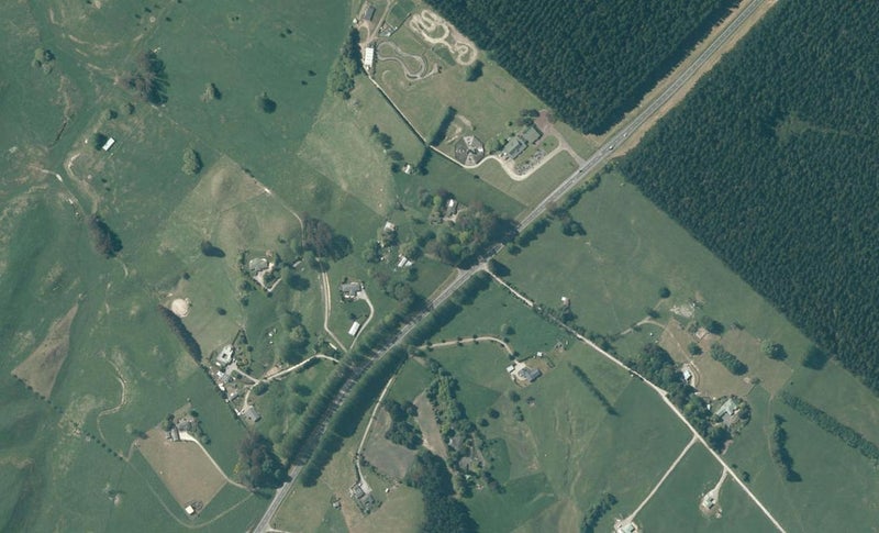 725 State Highway 5, Wairakei, Taupo - Carousel 1