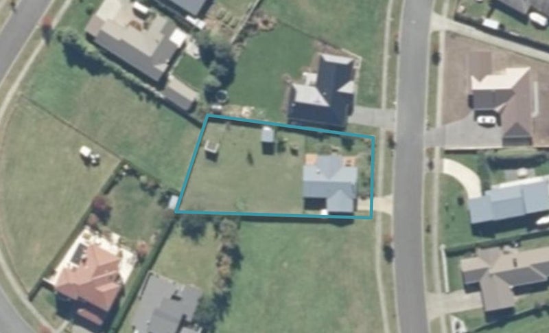 72 Montgomery Crescent, Taupo - Carousel 1