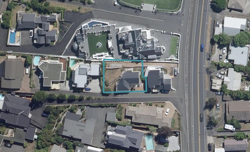 112 Pembroke Street, Hamilton Lake, Hamilton - Carousel 1
