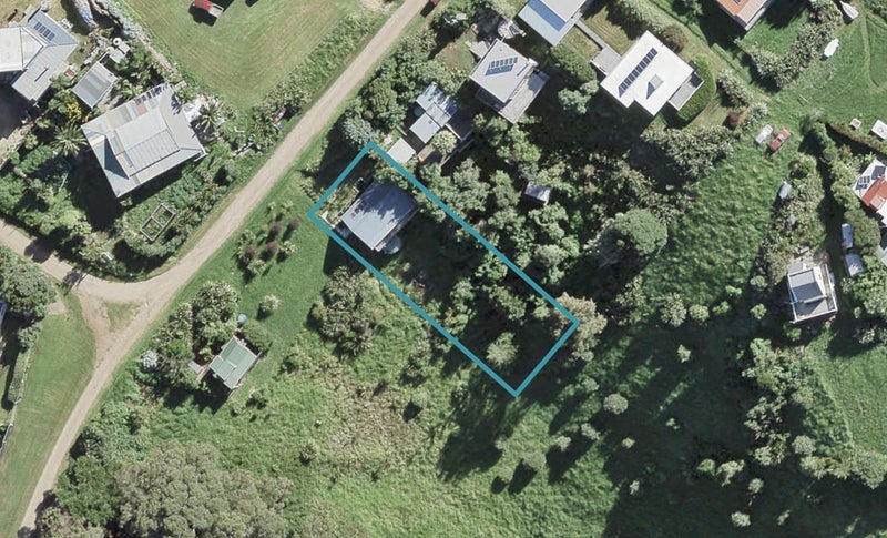 37 Ocean View Crescent, Rakino Island, Auckland - Carousel 1