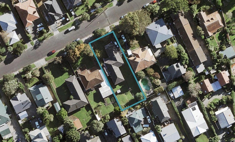 14 Fairleigh Avenue, Mount Albert, Auckland - Carousel 1