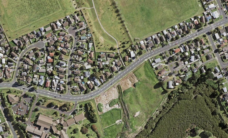 193B Mahia Road, Wattle Downs, Auckland - Carousel 1