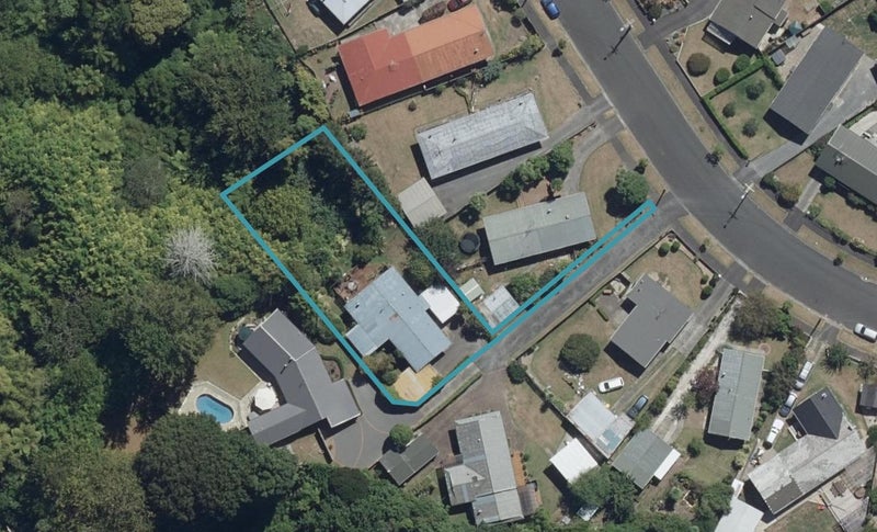 47 Fitzroy Avenue, Fitzroy, Hamilton - Carousel 1