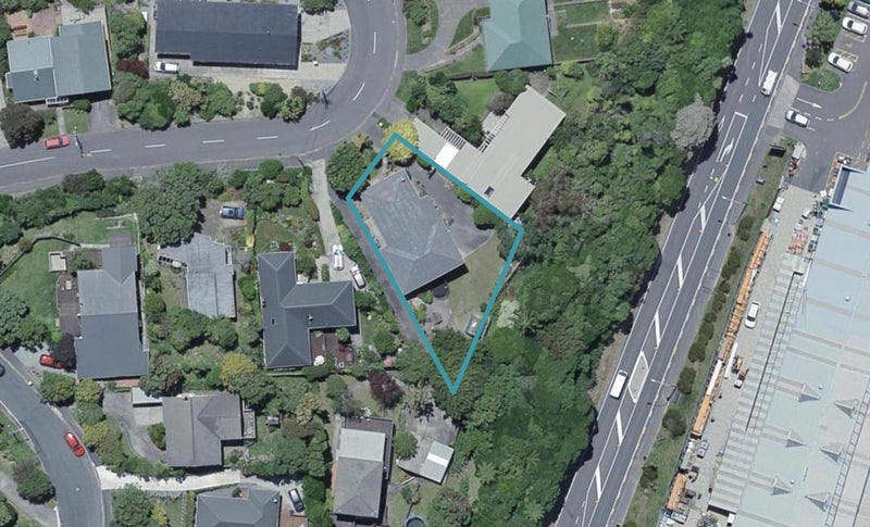 9 Spencer Street, Crofton Downs, Wellington - Carousel 1