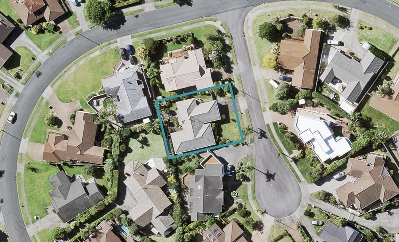 3 Dorrington Place, Eastern Beach, Auckland - Carousel 1