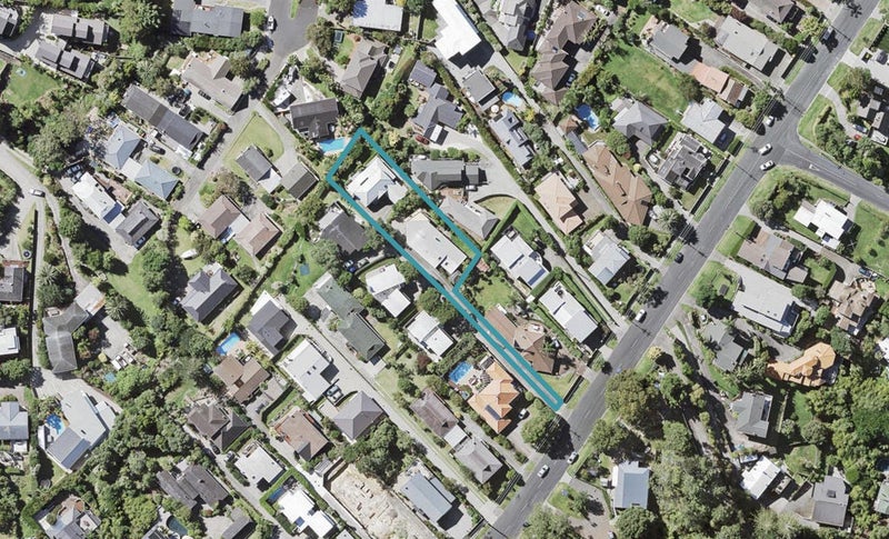 1/93 Kowhai Road, Mairangi Bay, Auckland - Carousel 1
