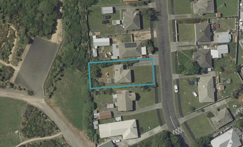 40 Tweed Street, Roslyn, Palmerston North - Carousel 1