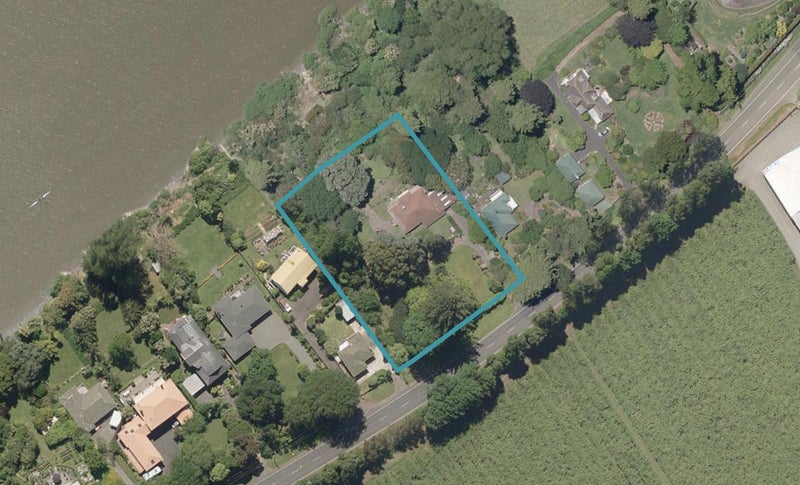 27 Riverbank Road, Okoia, Whanganui - Carousel 1