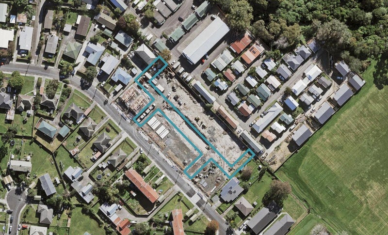 2 Paetahi Lane, Northcote, Auckland - Carousel 1