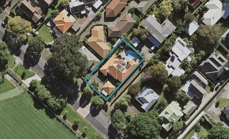 87 Wheturangi Road, Greenlane, Auckland - Carousel 1