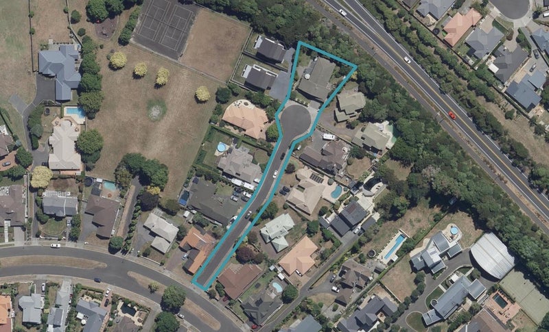 10 Charles Henry Place, Harrowfield, Hamilton - Carousel 1