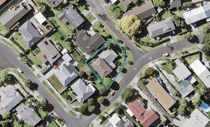 1/2 Bannockburn Place, St Heliers, Auckland - Carousel 1