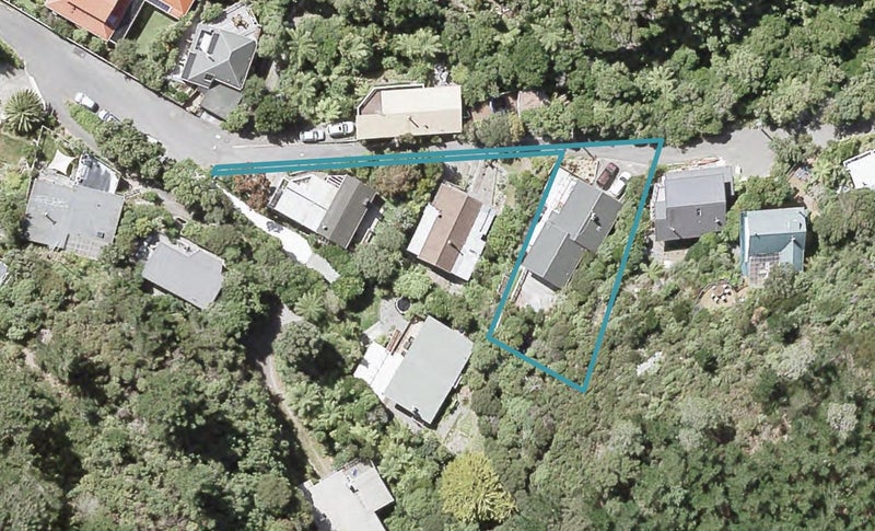 51 Rona Street, Eastbourne, Lower Hutt - Carousel 1