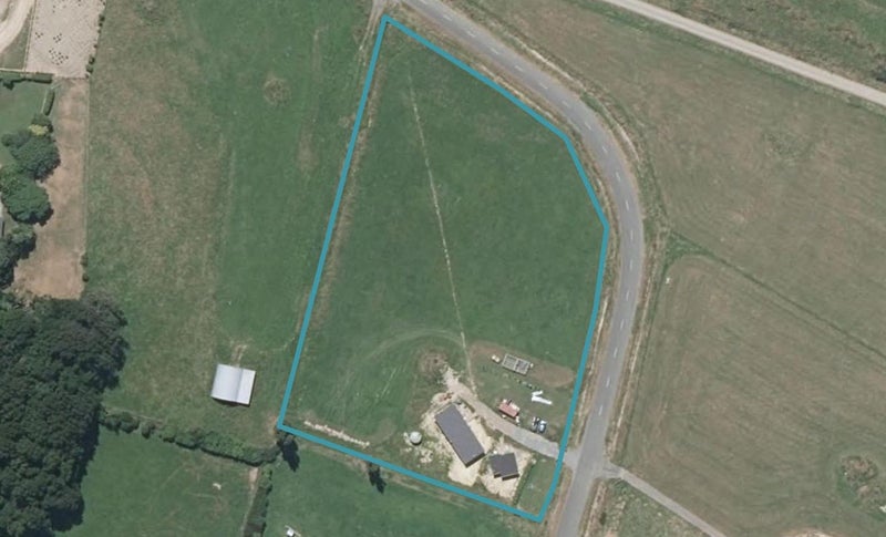 107 Manakau Heights Drive, Otaki - Carousel 1