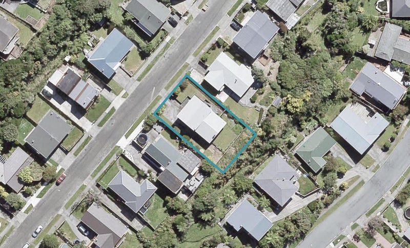 41 Acacia Avenue, Maungaraki, Lower Hutt - Carousel 1