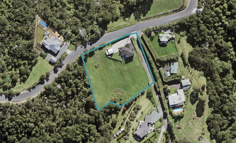 361 Ridge Road, Pāremoremo, Auckland - Carousel 1