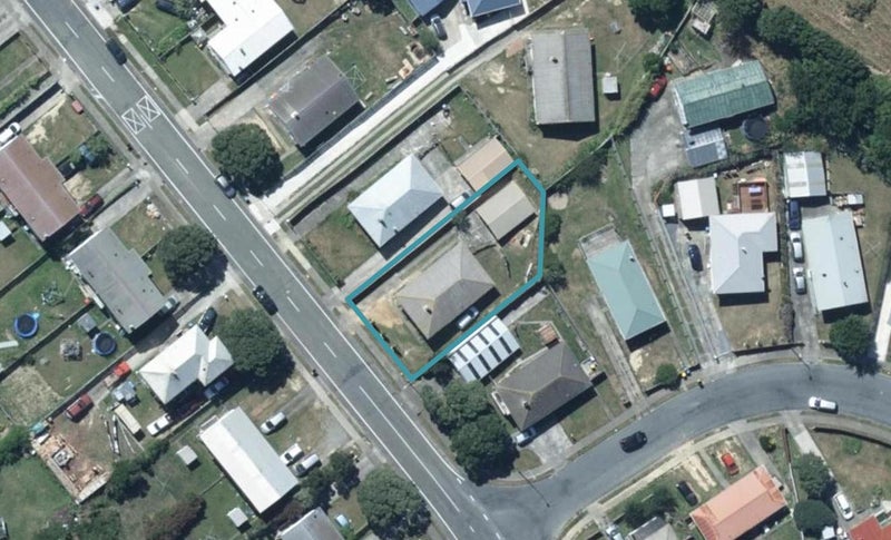 82 Corinna Street, Waitangirua, Porirua - Carousel 1