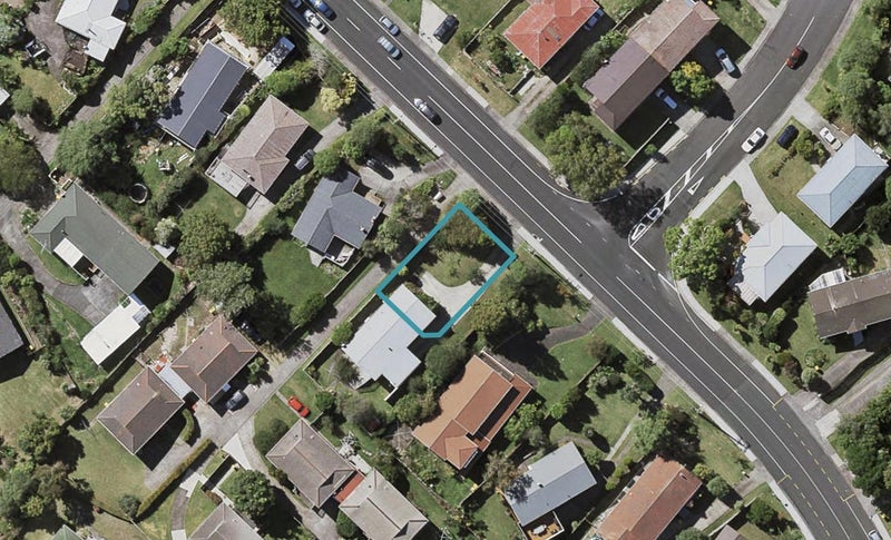75 Sycamore Drive, Sunnynook, Auckland - Carousel 1