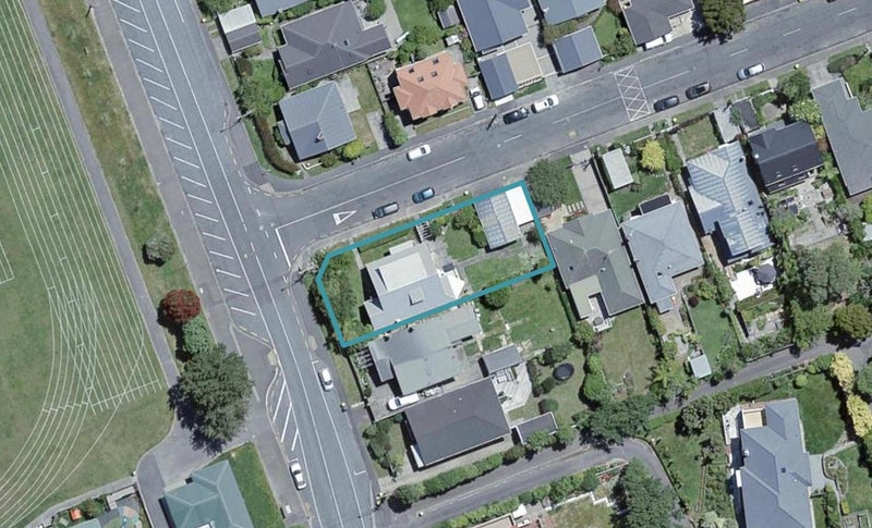 33 Firth Terrace, Karori, Wellington - Carousel 1