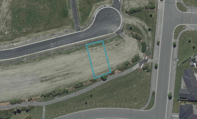 18 Lussa Close, Broomfield, Christchurch - Carousel 1