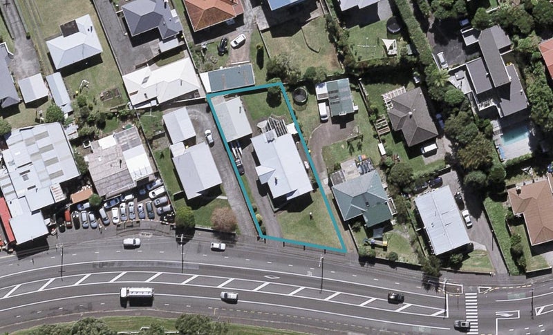 394 St Aubyn Street, Lynmouth, New Plymouth - Carousel 1