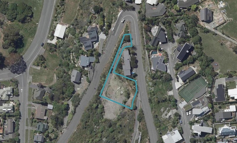 32 Glenstrae Road, Redcliffs, Christchurch - Carousel 1