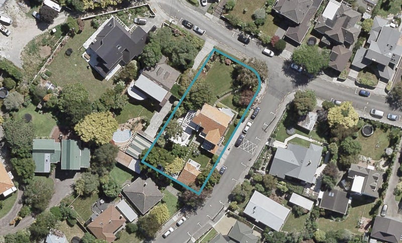 21 Troon Crescent, Boulcott, Lower Hutt - Carousel 1