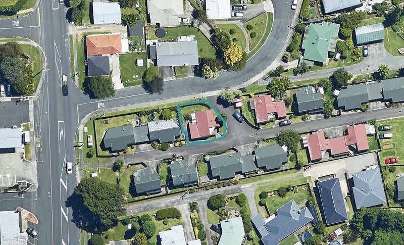 1 Jacaranda Close, Brookfield, Tauranga - Carousel 1