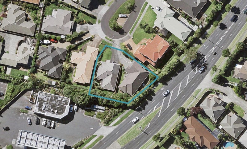 1/38 Ambleside Drive, Northpark, Auckland - Carousel 1