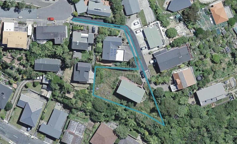 14 Buxton Avenue, Karori, Wellington - Carousel 1